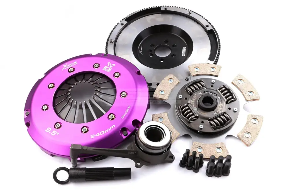 Xtreme Clutch jednolamelová keramická RACE spojková sada vč. setrvačníku a vypínacího ložiska pro Volkswagen Golf Gen. VI 2.0 TDI s kapacitou krouticího momentu 910, r.v. 2009.07 - 2013.07 Kup Teď